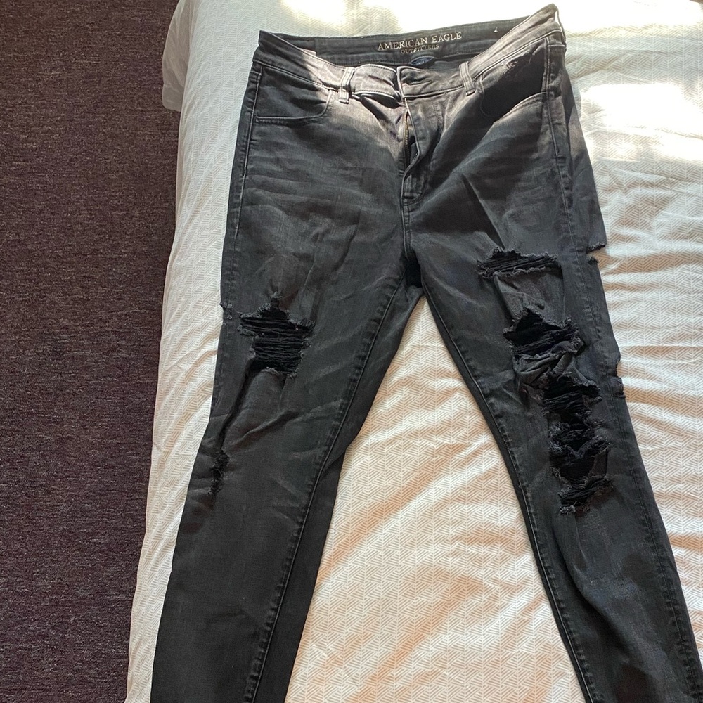 American Eagle Hi- Rise Ripped Black Jeggings